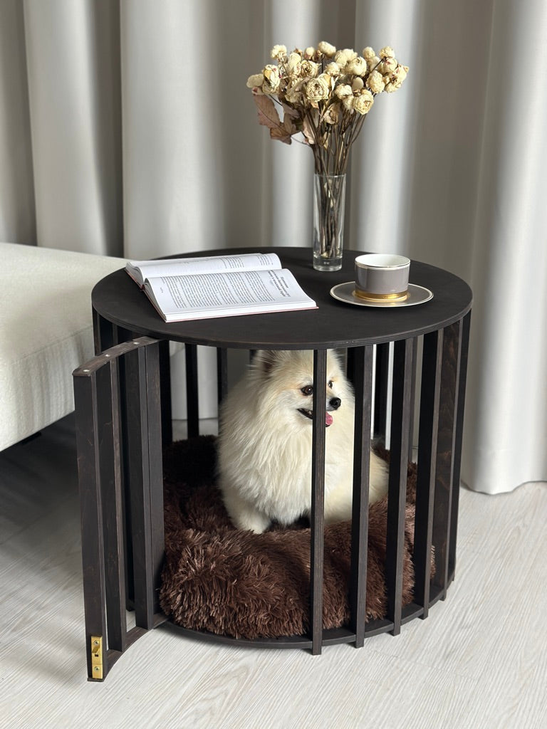 Dark Luxury Dog House Table — Contemporary Pet-Friendly Design