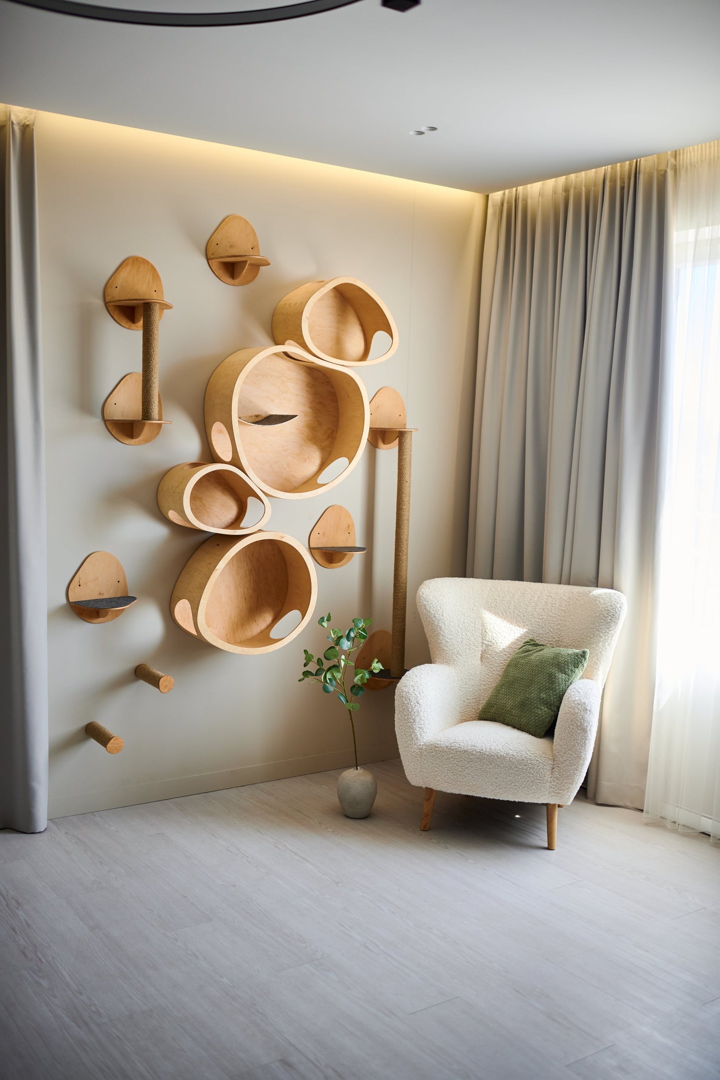 Wall mounted cat condo furniture with internal wooden shelf option inside 