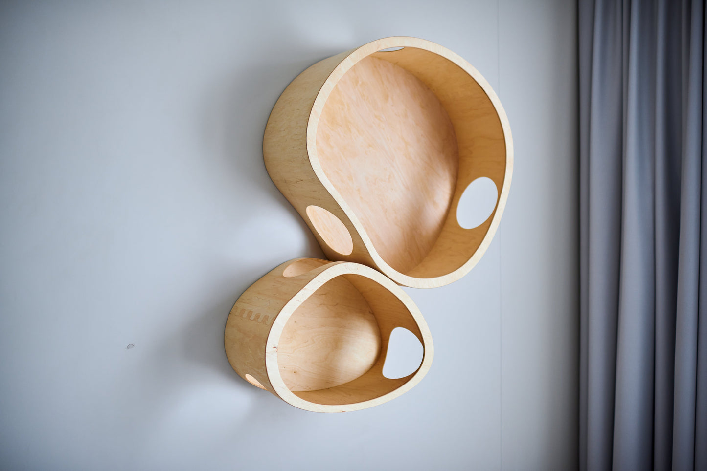 Luxury wall mounted cat furniture set in modern living room