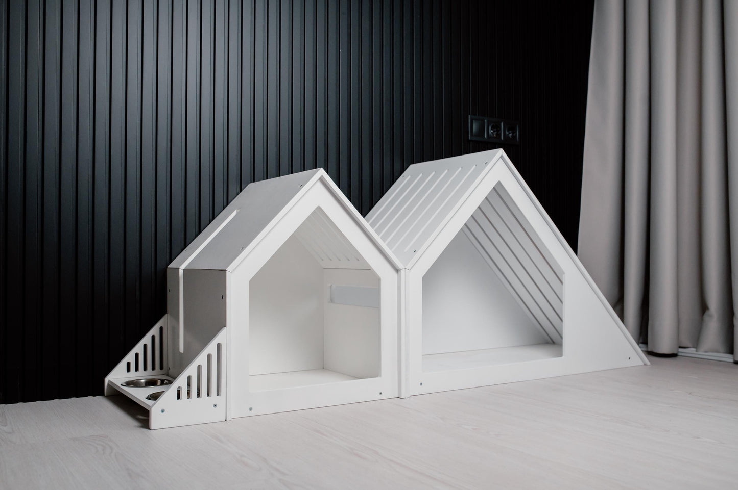 Side view of the indoor dog house set in two sizes